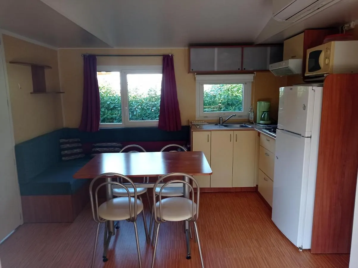 Limogne-en-Quercy Camping Le Bel Air Mobil Home Le Figuier 6 Personnes